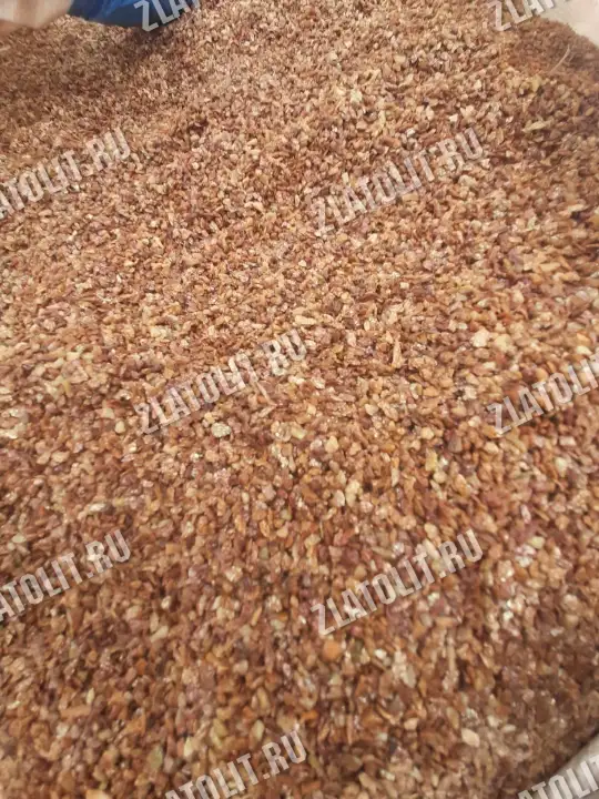 каменная крошка из жёлтого златолита для ландшафта в наличии от производителя